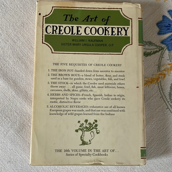 The Art of Creole Cookery by William I Kaufman & Sister Mary Ursula Cooper, 1962 - Picture 2 of 12